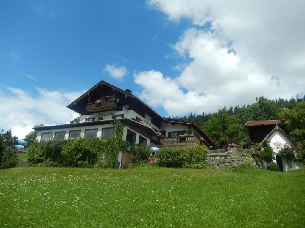Pfeiffer Alm Am Sonnenhang Mit Blick Auf Die Zugspitze Garmisch-Partenkirchen Buitenkant foto